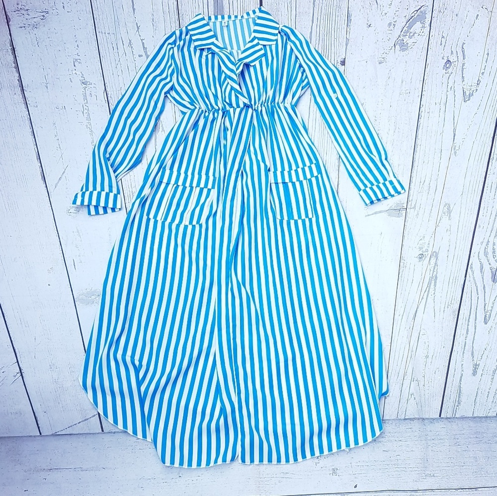 NWOT Cool Cube Shirt Dress